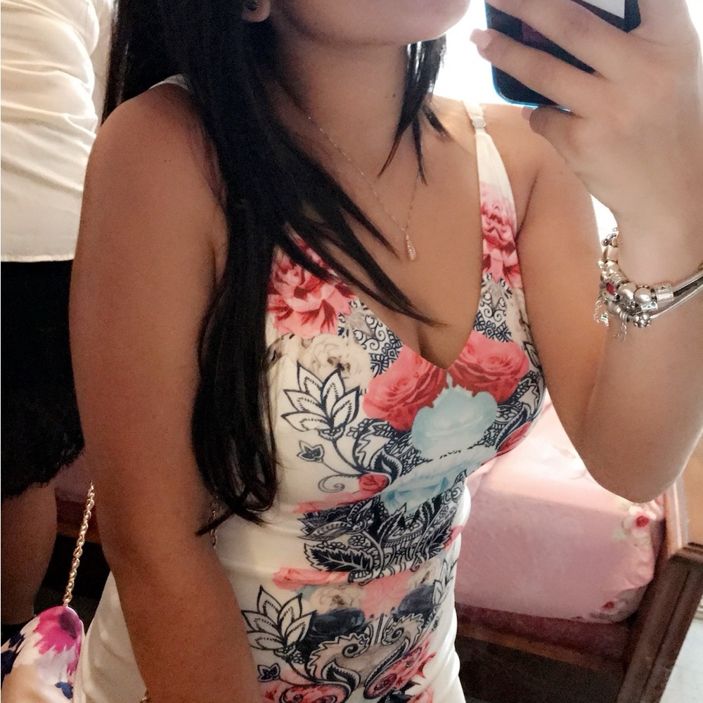 White dress with beautiful center detail